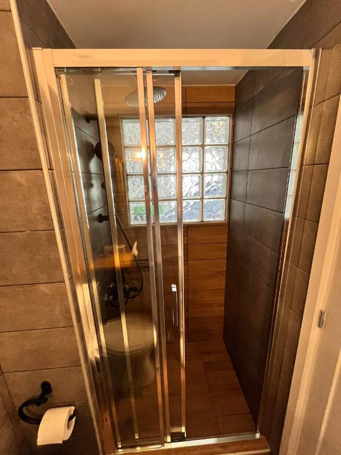 Notos Sea Front Apartment Глоса Екстериор снимка