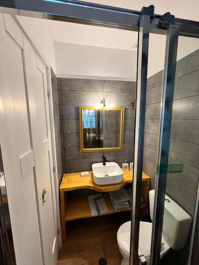 Notos Sea Front Apartment Глоса Екстериор снимка